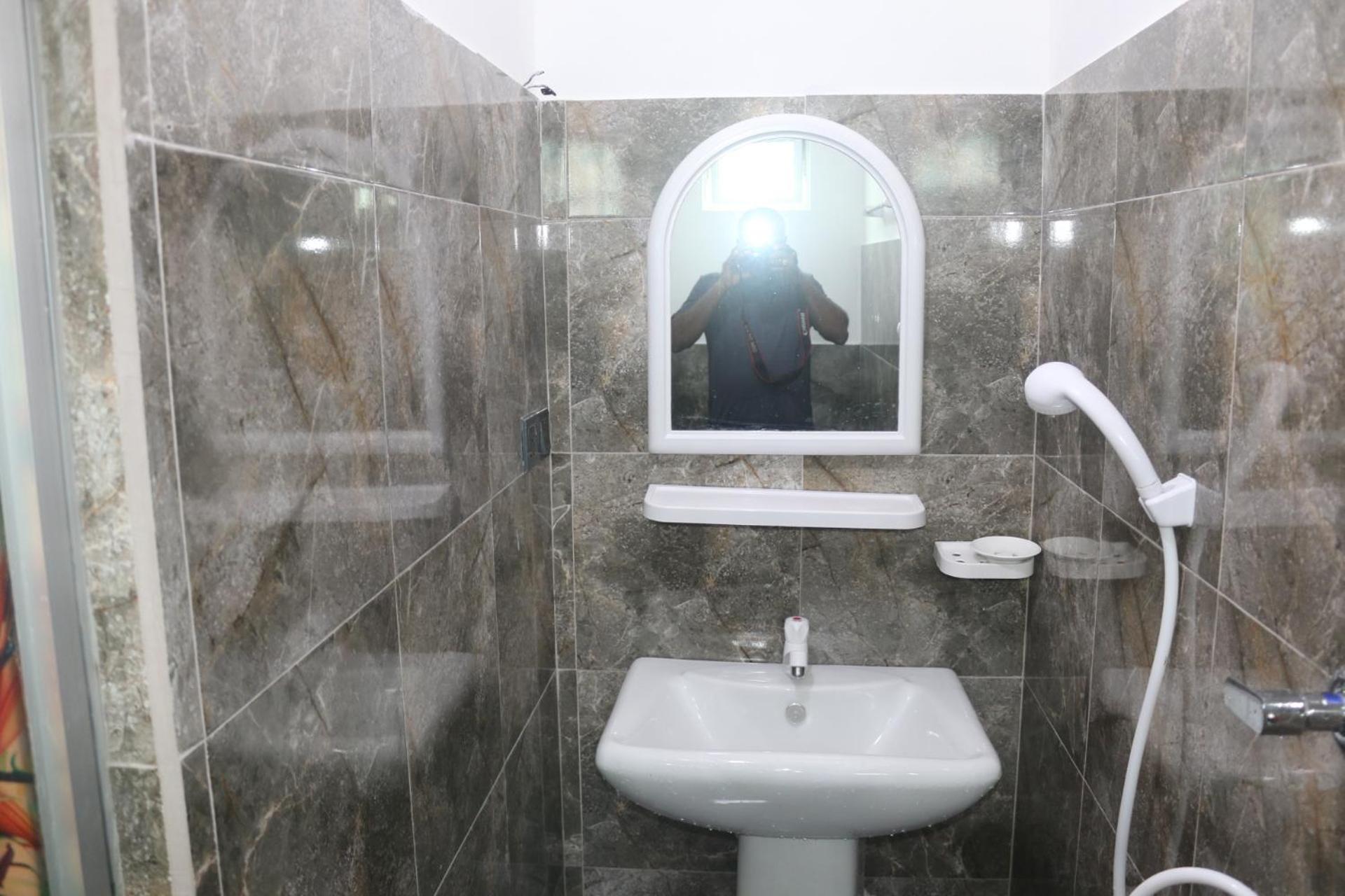 Dinuli Home Stay Ахунгала Екстериор снимка